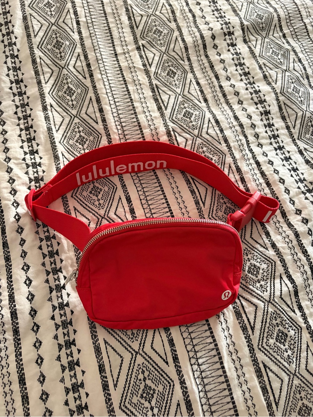lululemon red educator belt bag